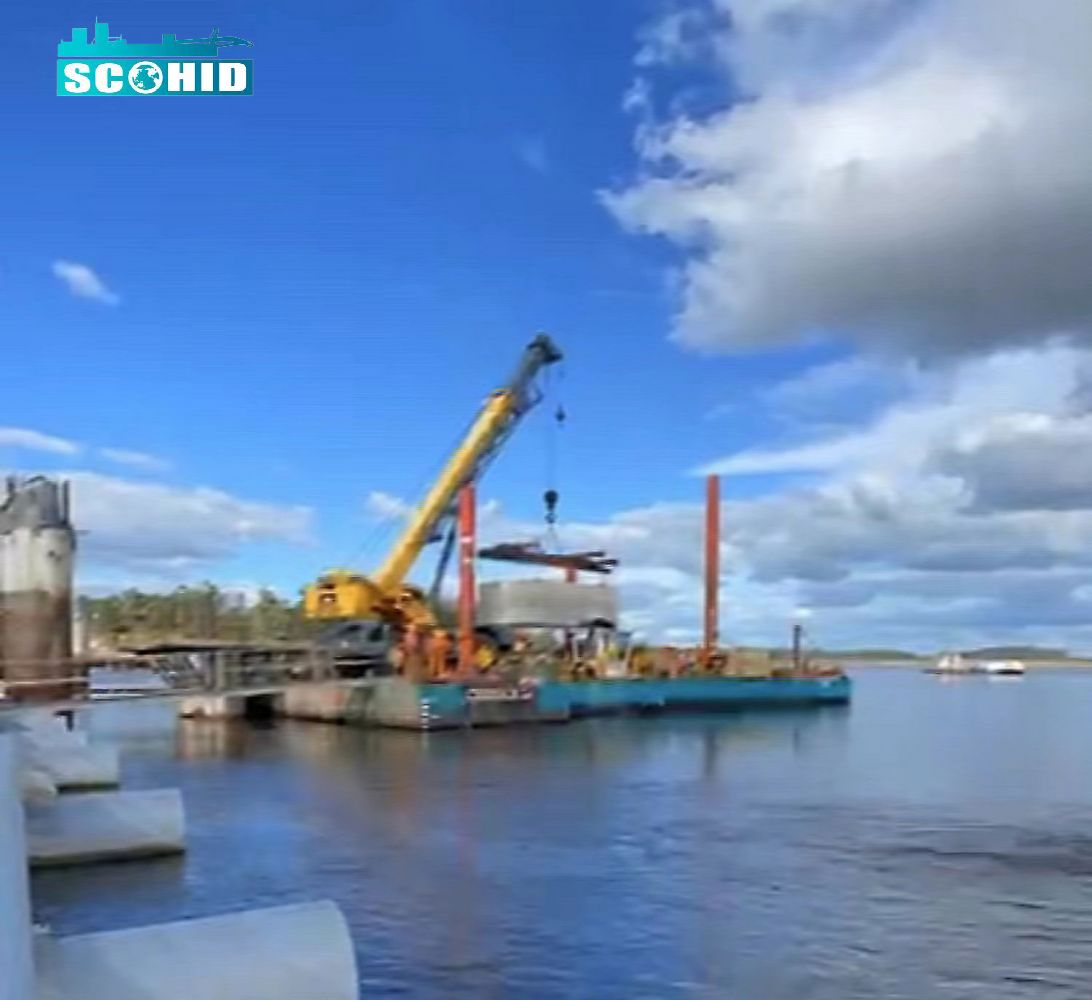 Utilisé dans le lac transportant des équipements lourds, ponton flottant, barge de ponton modulaire avec un prix digne de confiance