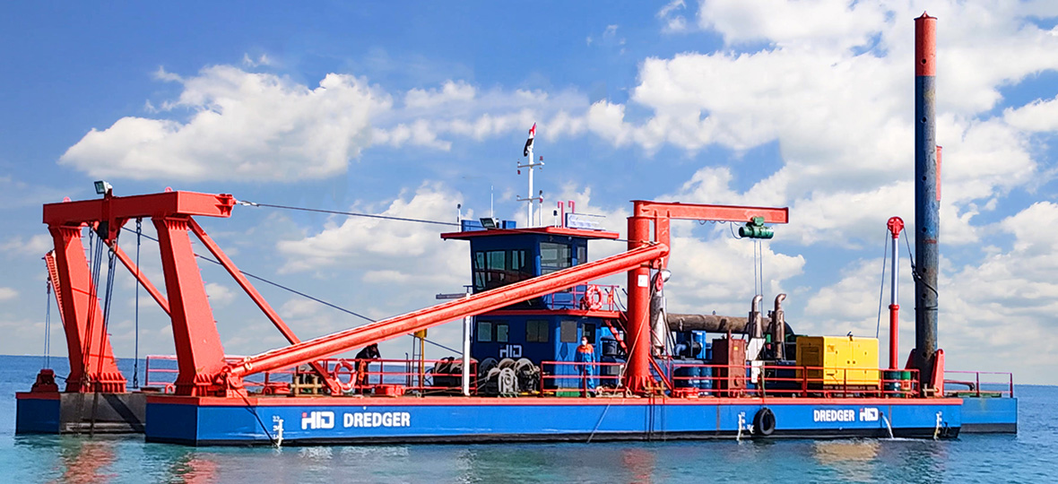 Drague hydraulique à distance de décharge de 7000 pour la construction portuaire